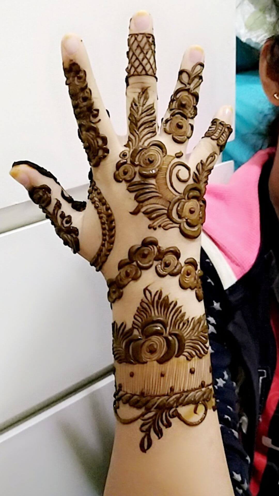 50+ Trending Bangle Mehndi Design Ideas For Hands - ShaadiWish