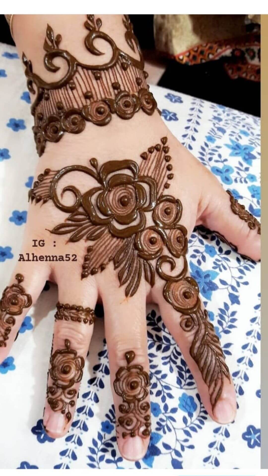 30 Latest And Trending Leg Mehndi Designs With Images